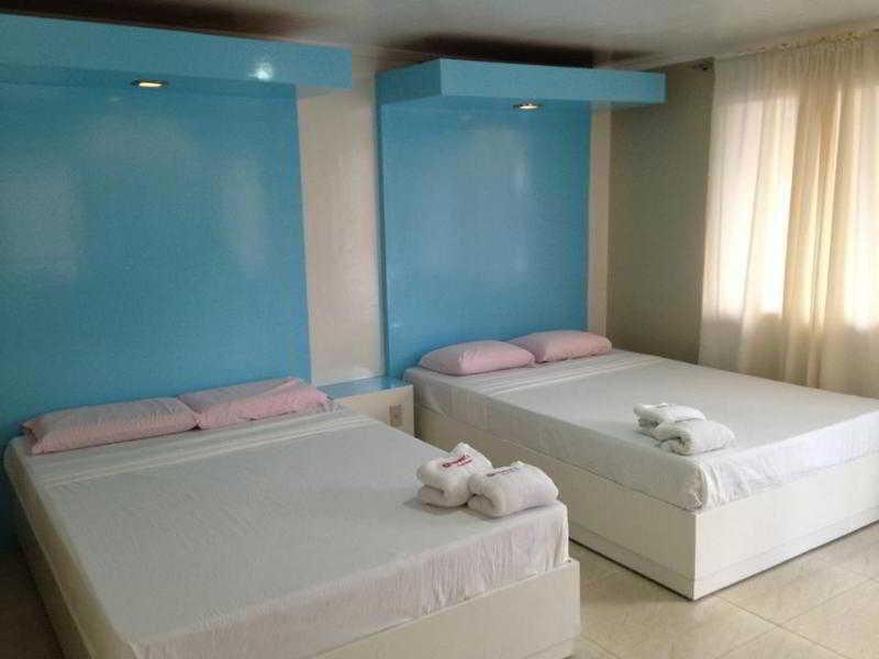 Manoc-Manoc Queen\'S Beach Resort מראה חיצוני תמונה